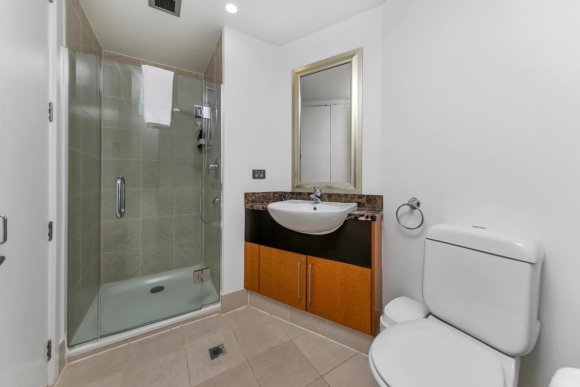 Luxurious & Spacious Living With Breathtaking Views Auckland Exterior photo